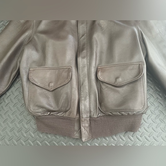 VTG Cooper Type A-2 Flight Pilot Jacket Large 44R US Air Force 100% Goatskin EUC - Picture 3 of 15